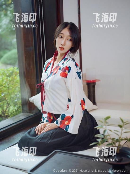 HuaYang花漾 - 果儿Victoria的JK博馆：作品合集里藏着什么趣事？