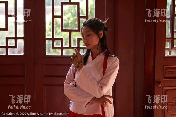 MiiTao蜜桃社 - 私房与旅拍：桃乃香Tina的图集中藏了多少土味情话？