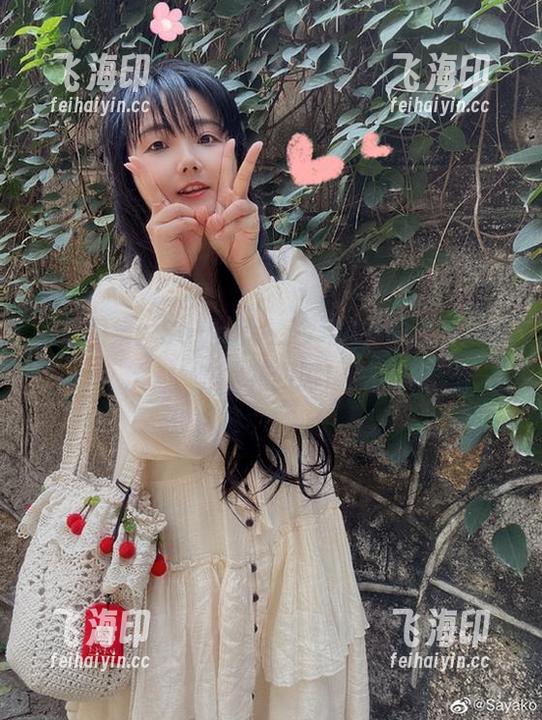 免费图集：Sayako＿今年4岁的泳装风波，水花四溅！