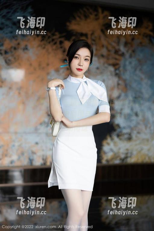 Xiuren秀人网 - 旅行中的Evelyn艾莉：享受甲米，两组原图与套图，在哪里擦肩而过