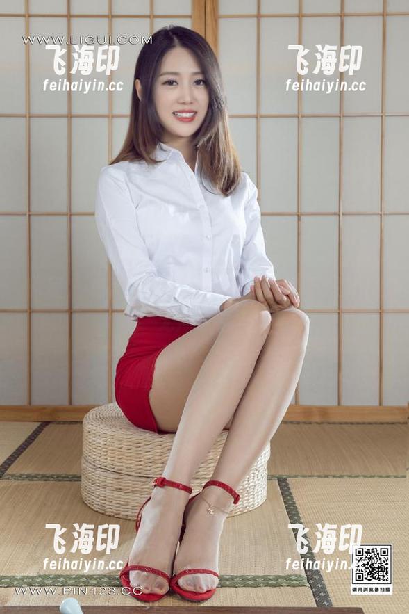 丽柜 - 和服，也许还包含了钟晴对生活的无声叹息？