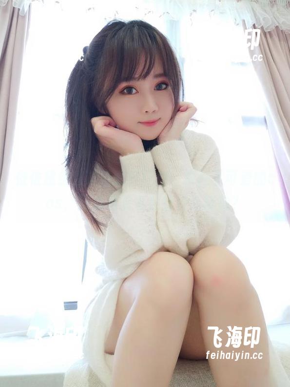 依依超级懒这位夏日狂魔，更新了可爱的cos，到底是要引起些什么骚动？