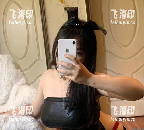 微密圈 - 睡衣与可爱的肉巴，作品里藏着爱的线索