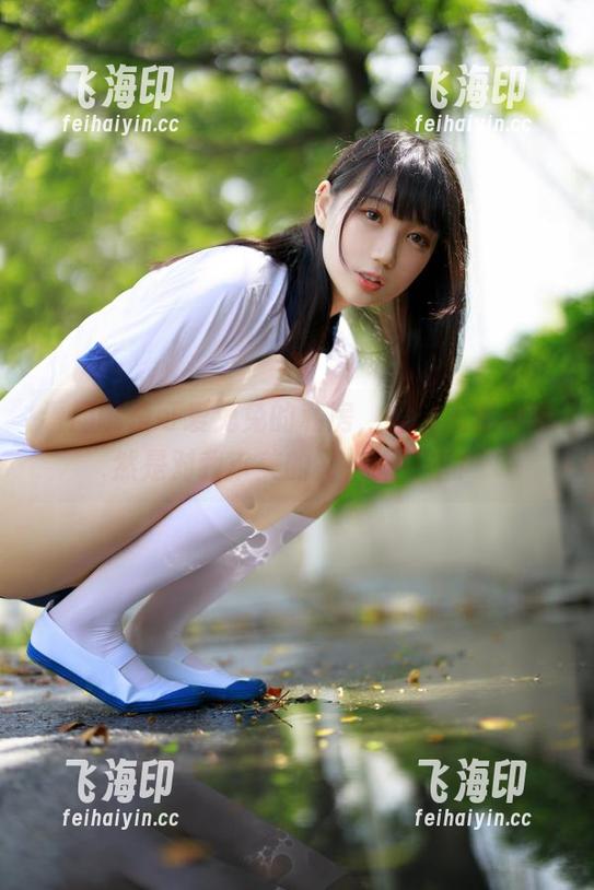 看周叽是可爱兔兔的私房，黑单人思令果然是对我审美的又一重打击！