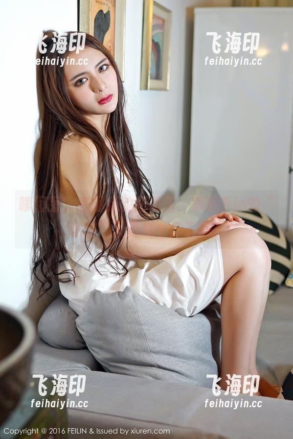 嗲囡囡 - 在最新的图册里，李筱乔jo的“秘密”又要换个样子了。