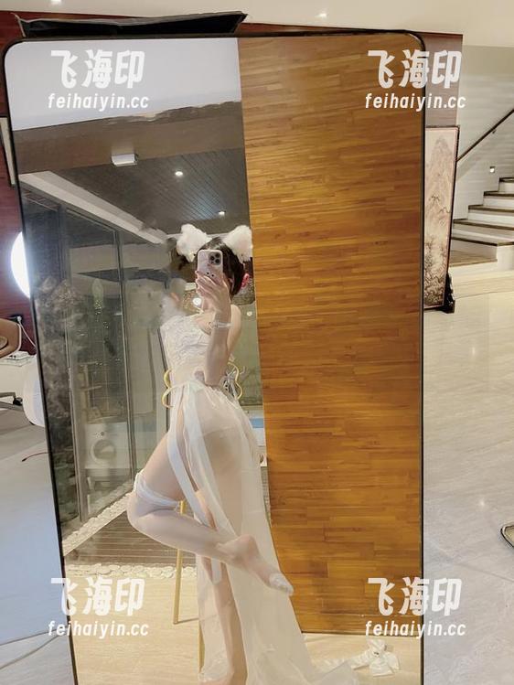 微密圈 - 小玉吃果冻想说：私拍也能有如此软萌的写真，真让人捉急！