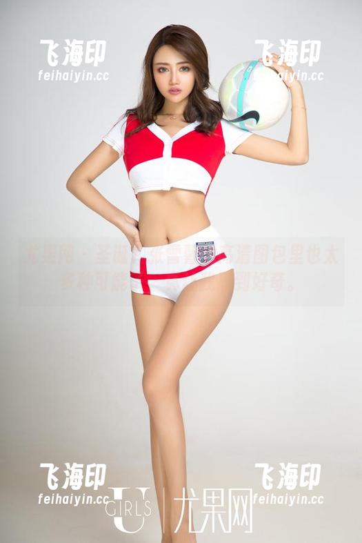 尤果网 - 圣诞？张雪馨的高清图包里也太多种可能了，真让我感到好奇。