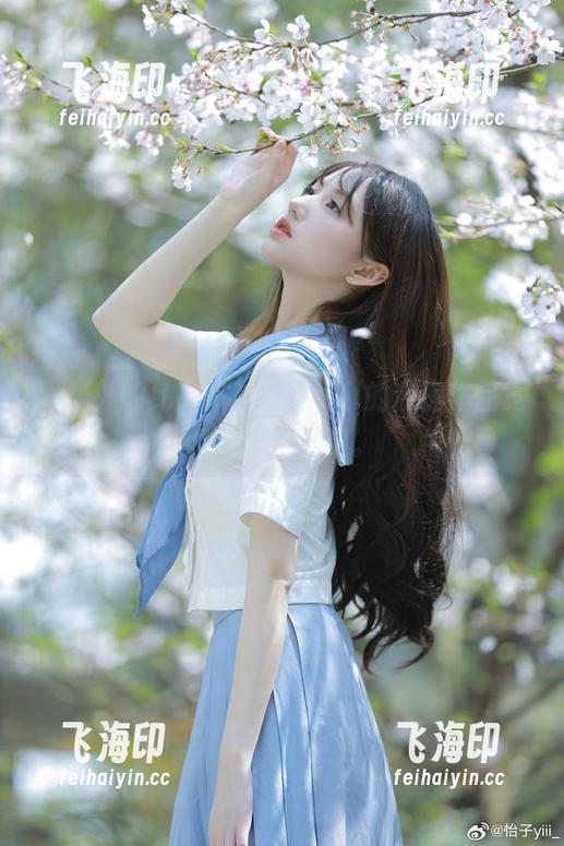 一里外的兔女郎，怡子yiii的私房作品竟让人停不下眼。