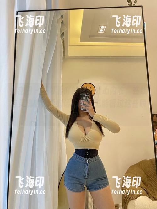 微密圈 - 是可馨吖的橙色爱心内衣，在线与灵魂的温柔对话，写真怎能错过这些瞬间？