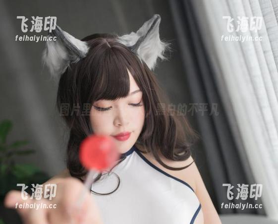 图片里的杏子夫人，黑白的不平凡