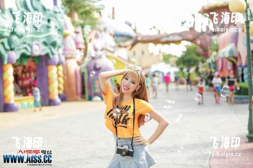 爱丝 - 欣杨又来了！图包里藏着她的小天使梦