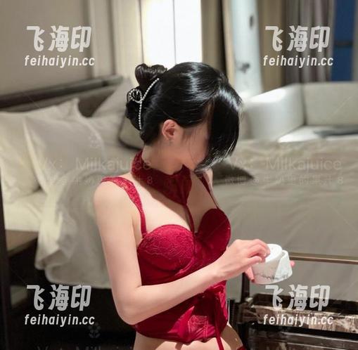 微密圈 - 牛奶里的果汁全集：双马尾的绝美瞬间