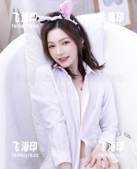 白露Bululu的内衣集：Cos无法抵挡的誘惑资源