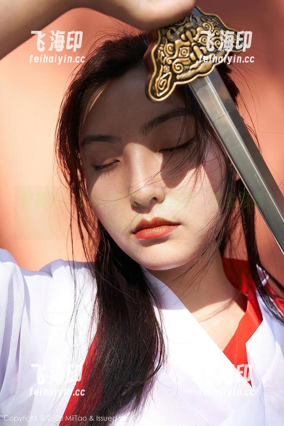 蜜桃社 - E杯奶茶的护士写真，这套路我根本不想懂！
