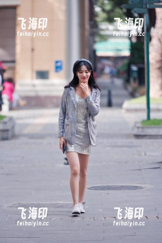 姐妹花街拍图集大分享，魔镜街拍让你感受友情的力量！